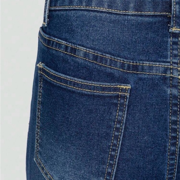 SHEIN Streetcool Kids Teen Girl Ripped Roll Up Hem Jeans. - Picture 7 of 8